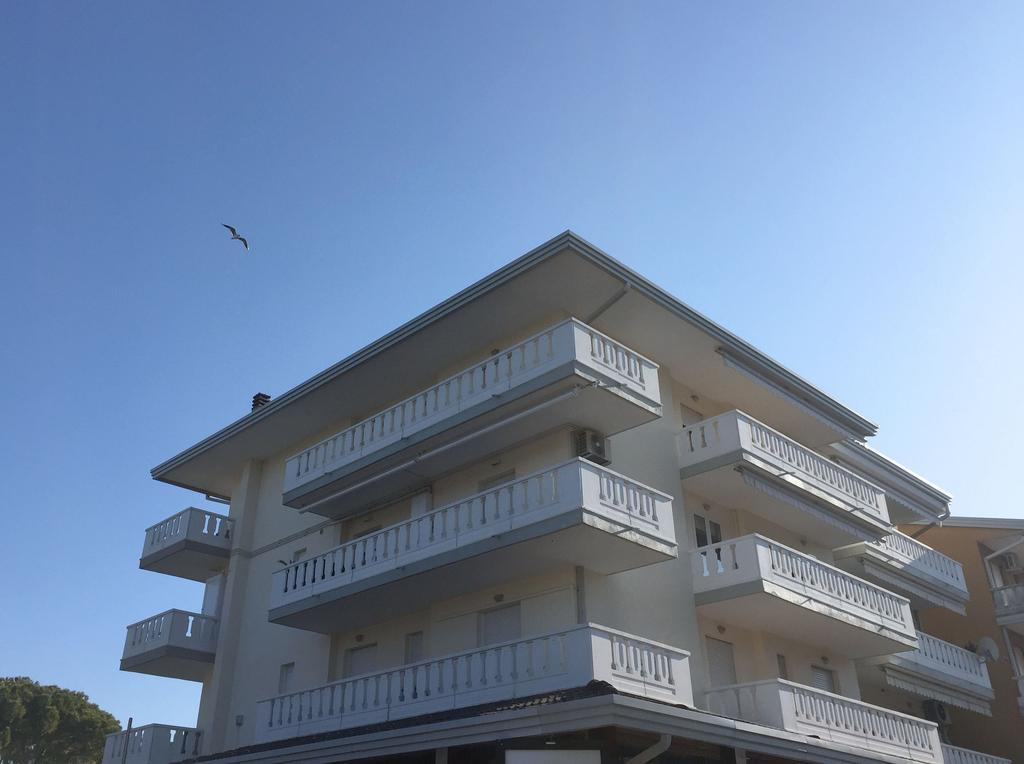 Appartamenti Al Cigno Lignano Sabbiadoro Zewnętrze zdjęcie